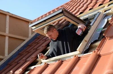 Pose de fenêtres de toit Velux à Méziré